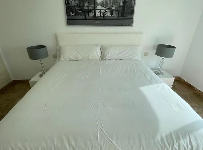 Little Relax Centro * マルベーリャ